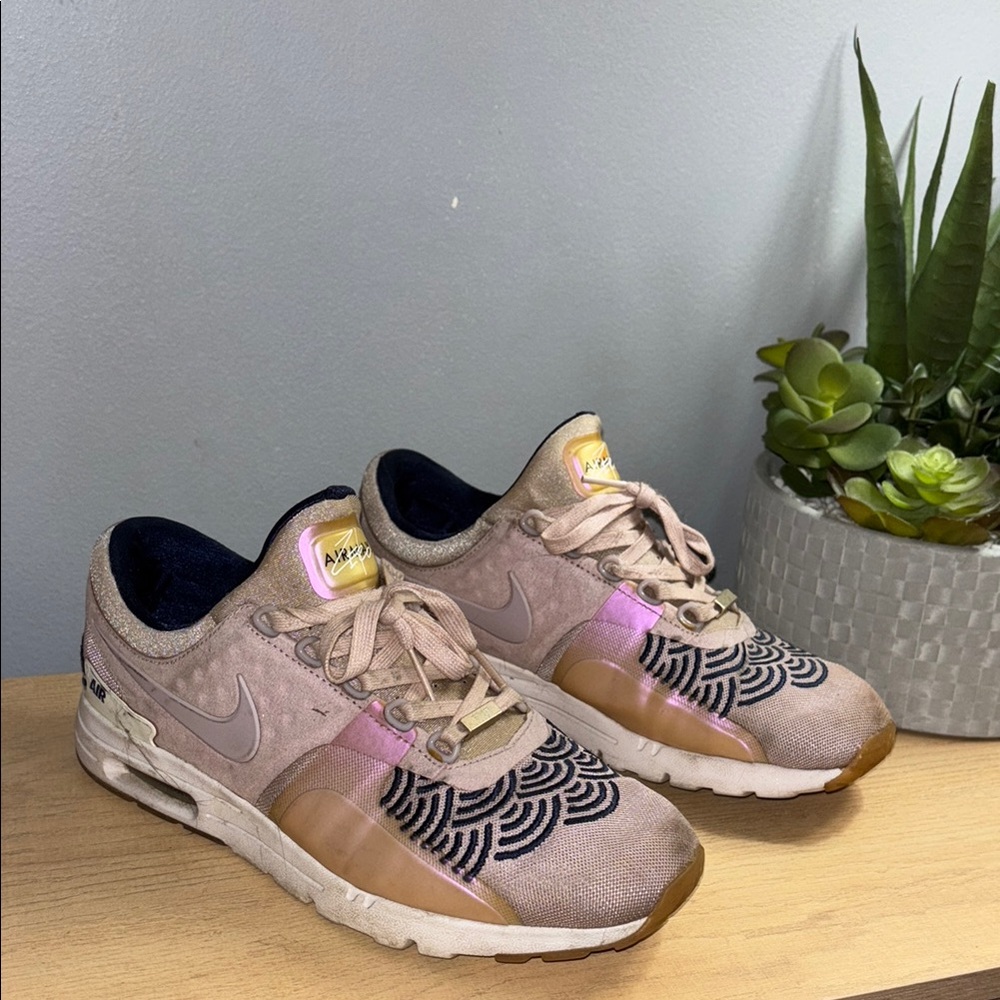 Nike Women's Air Max Zero “TKO”